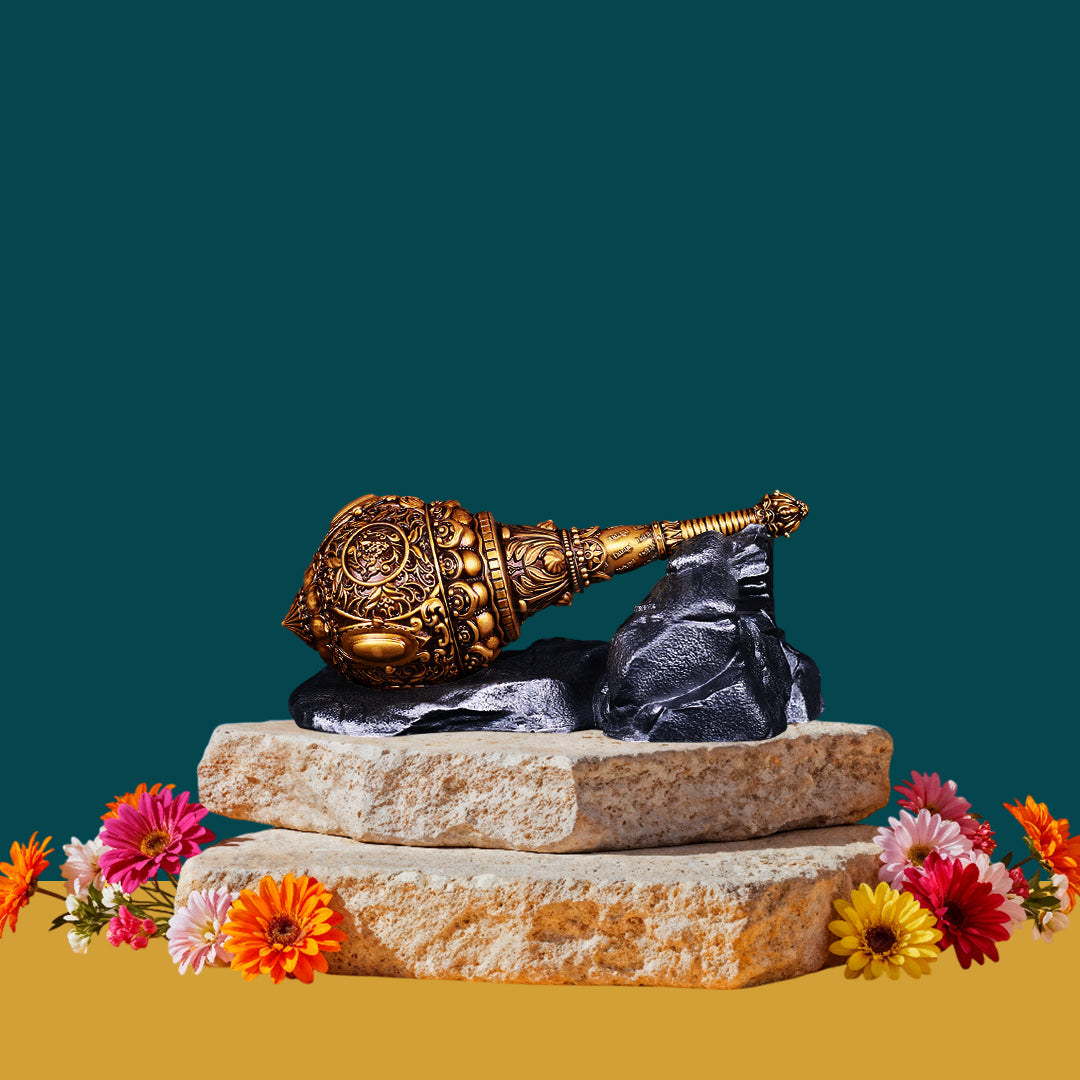 Divine Hanuman Gada Idol – Symbol of Strength & Devotion